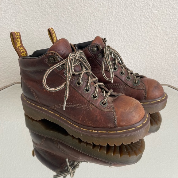 !SOLD! DR. MARTENS Vintage Y2K Brown Leather 8287 Chunky Grunge Ankle Boots - Picture 3 of 12